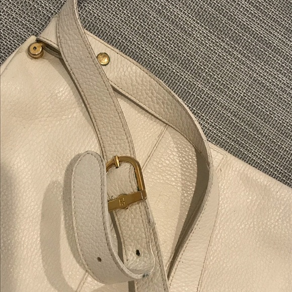 FENDI - Summer White Leather Purse - Gold Hardware - Picture 4 of 6